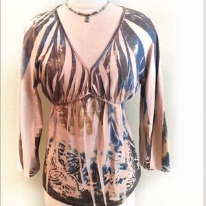 DB  sport V neck long sleeved top L